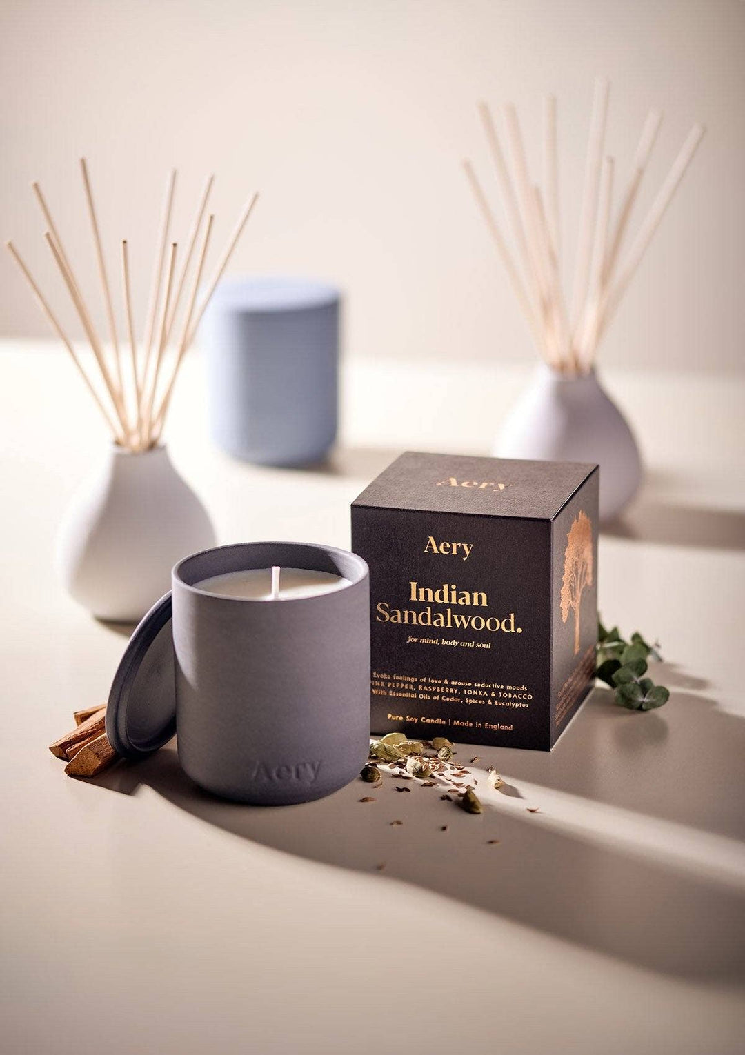 Indian Sandalwood Scented Candle